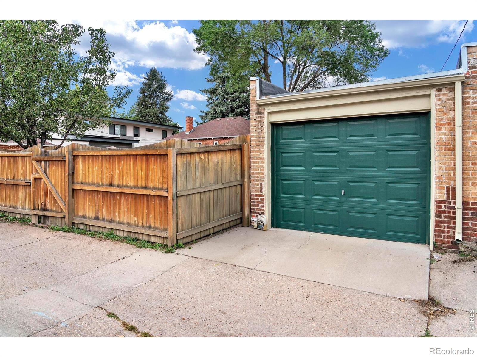 MLS Image #8 for 2686  dahlia street,denver, Colorado