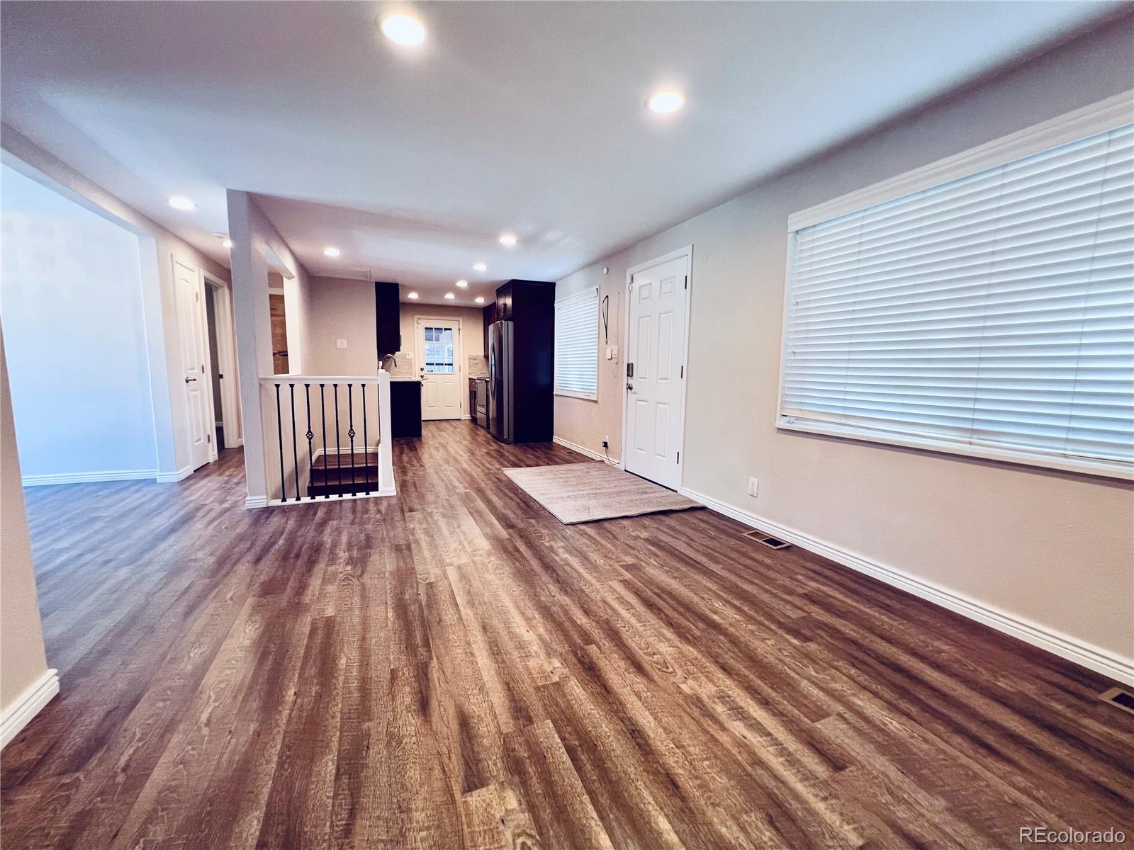 MLS Image #3 for 1322  worchester street,aurora, Colorado