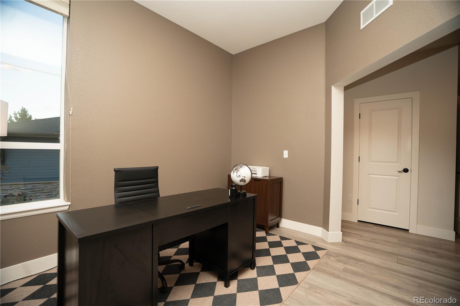 MLS Image #14 for 9566  juniper way,arvada, Colorado
