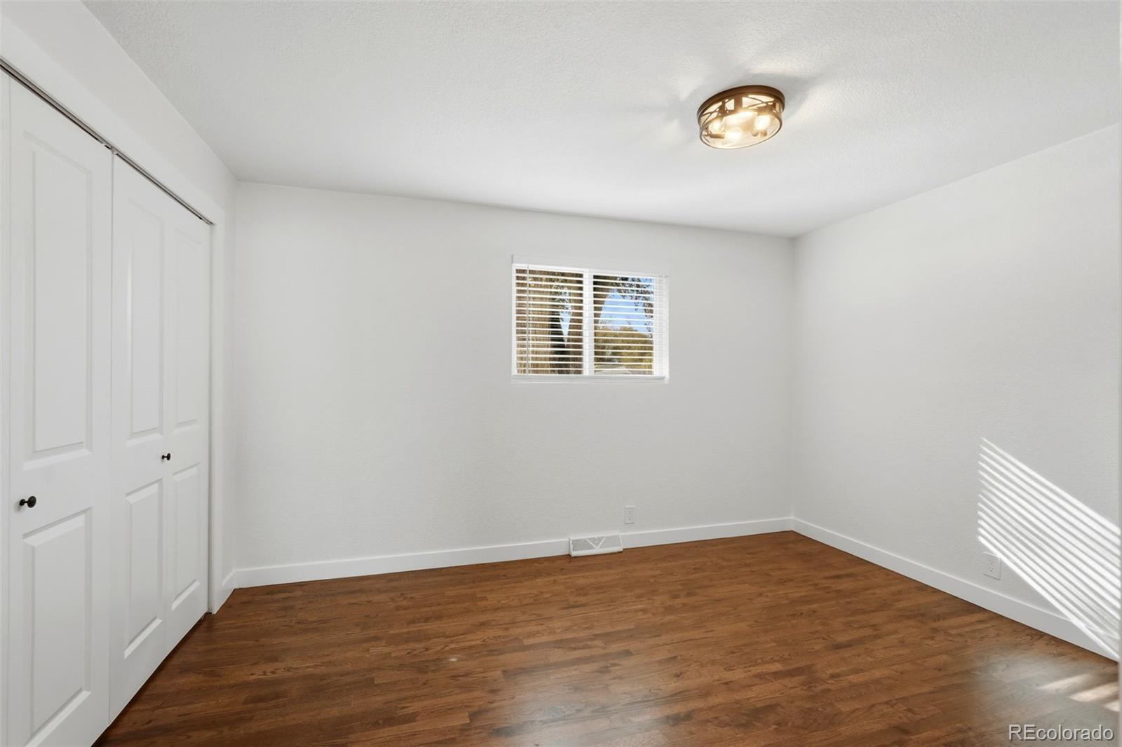MLS Image #17 for 5590  clear creek drive,denver, Colorado