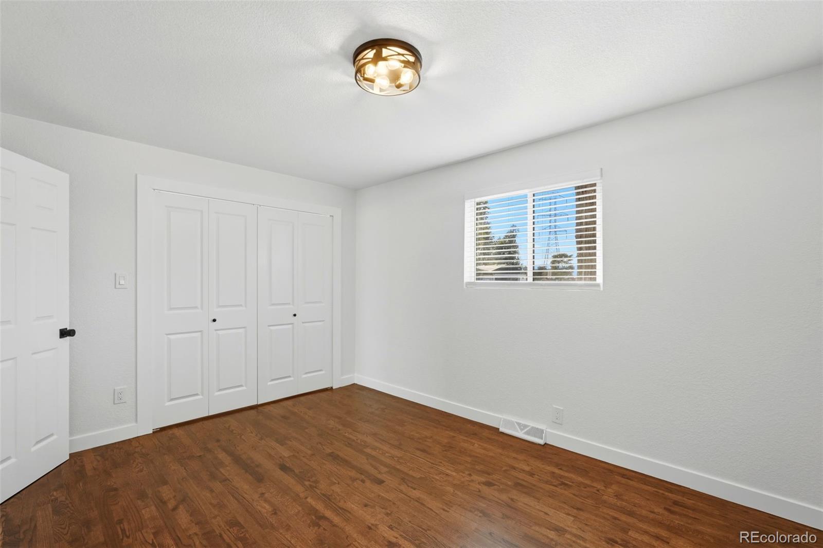 MLS Image #18 for 5590  clear creek drive,denver, Colorado