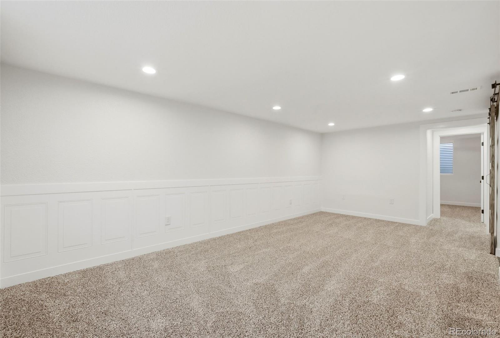 MLS Image #25 for 5590  clear creek drive,denver, Colorado