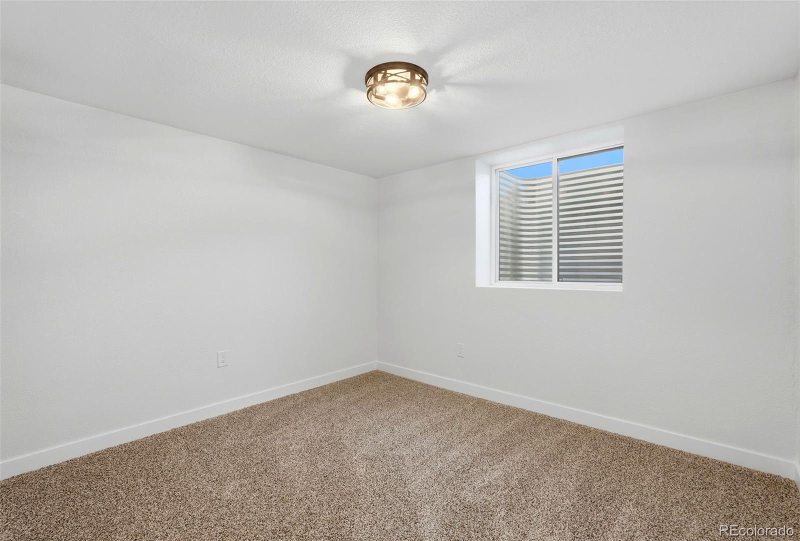 MLS Image #31 for 5590  clear creek drive,denver, Colorado