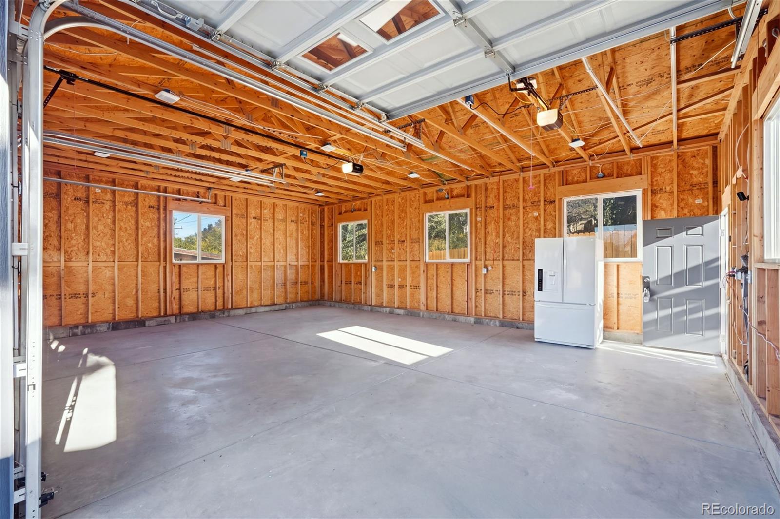 MLS Image #4 for 5590  clear creek drive,denver, Colorado