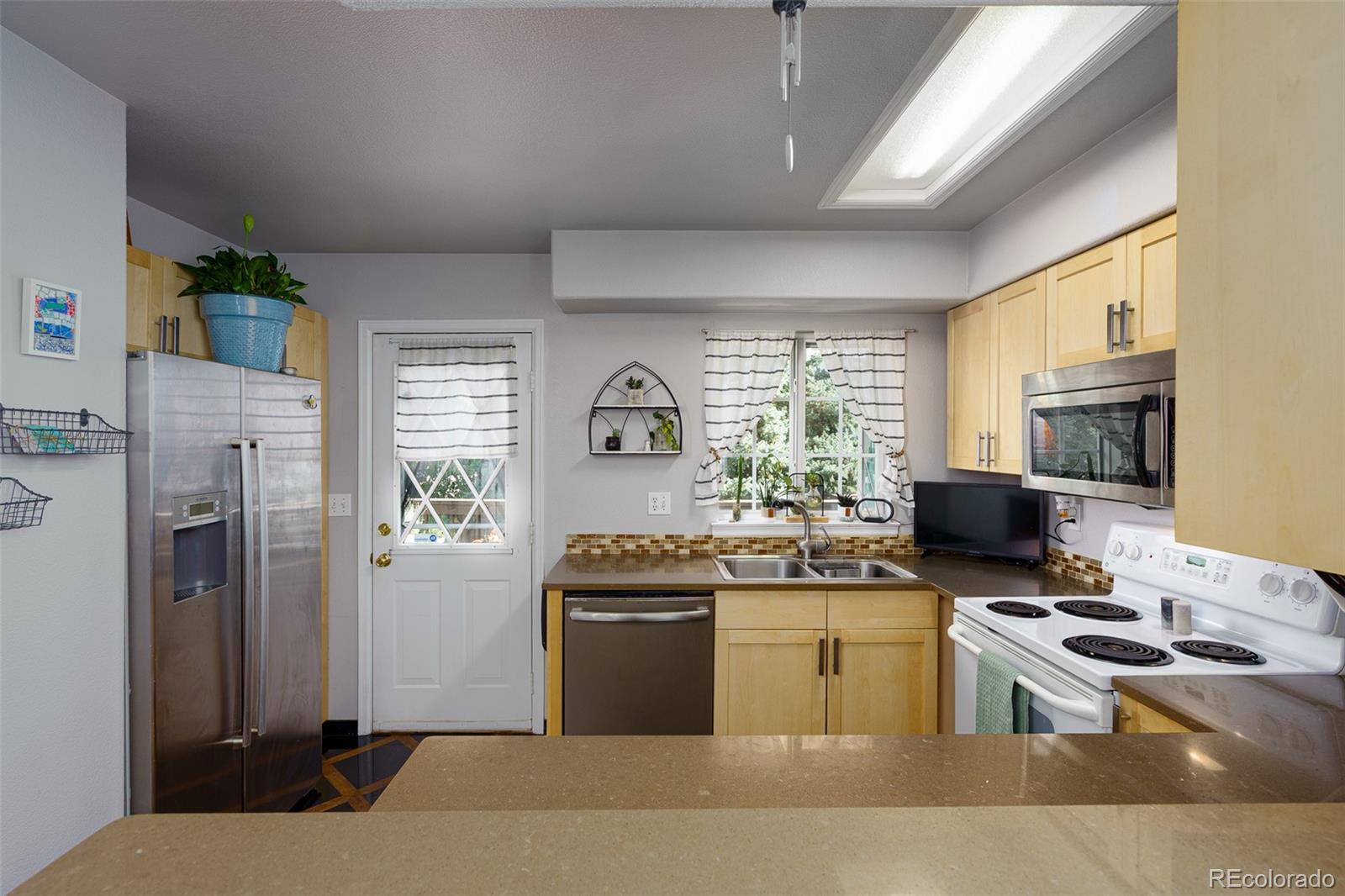 MLS Image #6 for 11814 e kepner drive ,aurora, Colorado