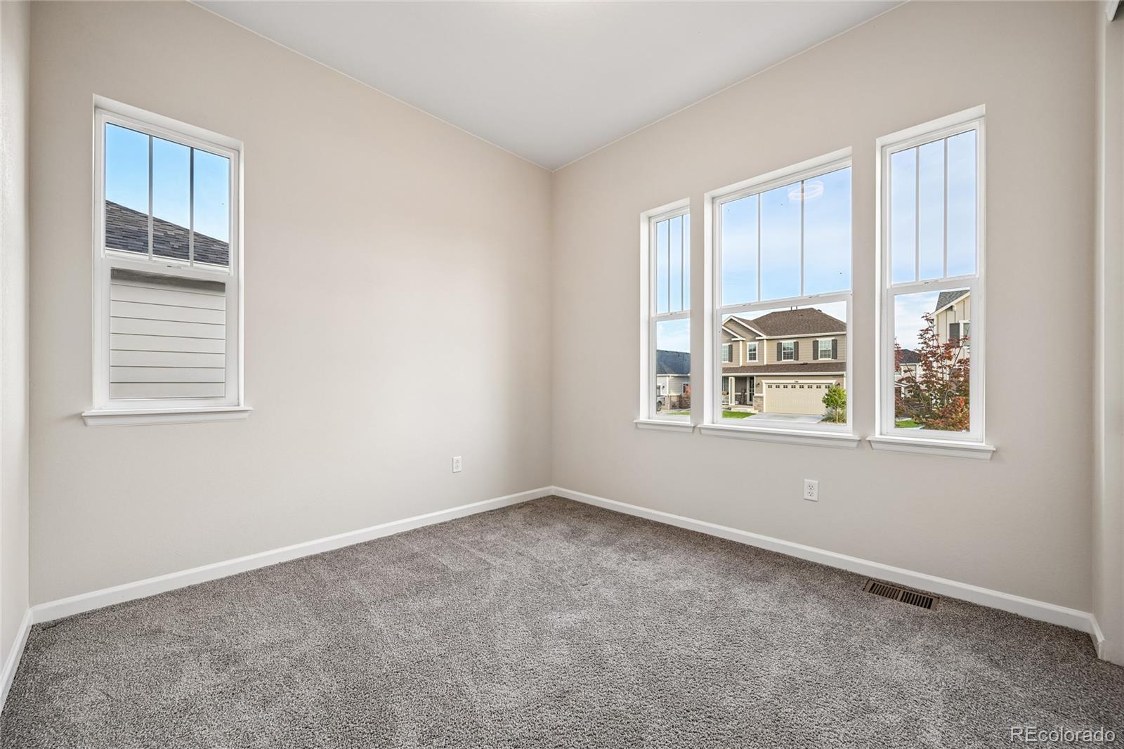 MLS Image #7 for 1392  zenith heights court,erie, Colorado