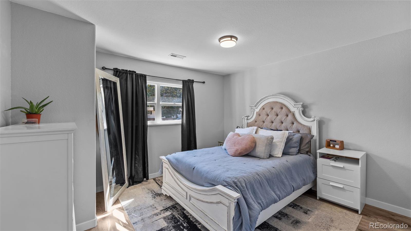 MLS Image #11 for 3210  virginia avenue,colorado springs, Colorado