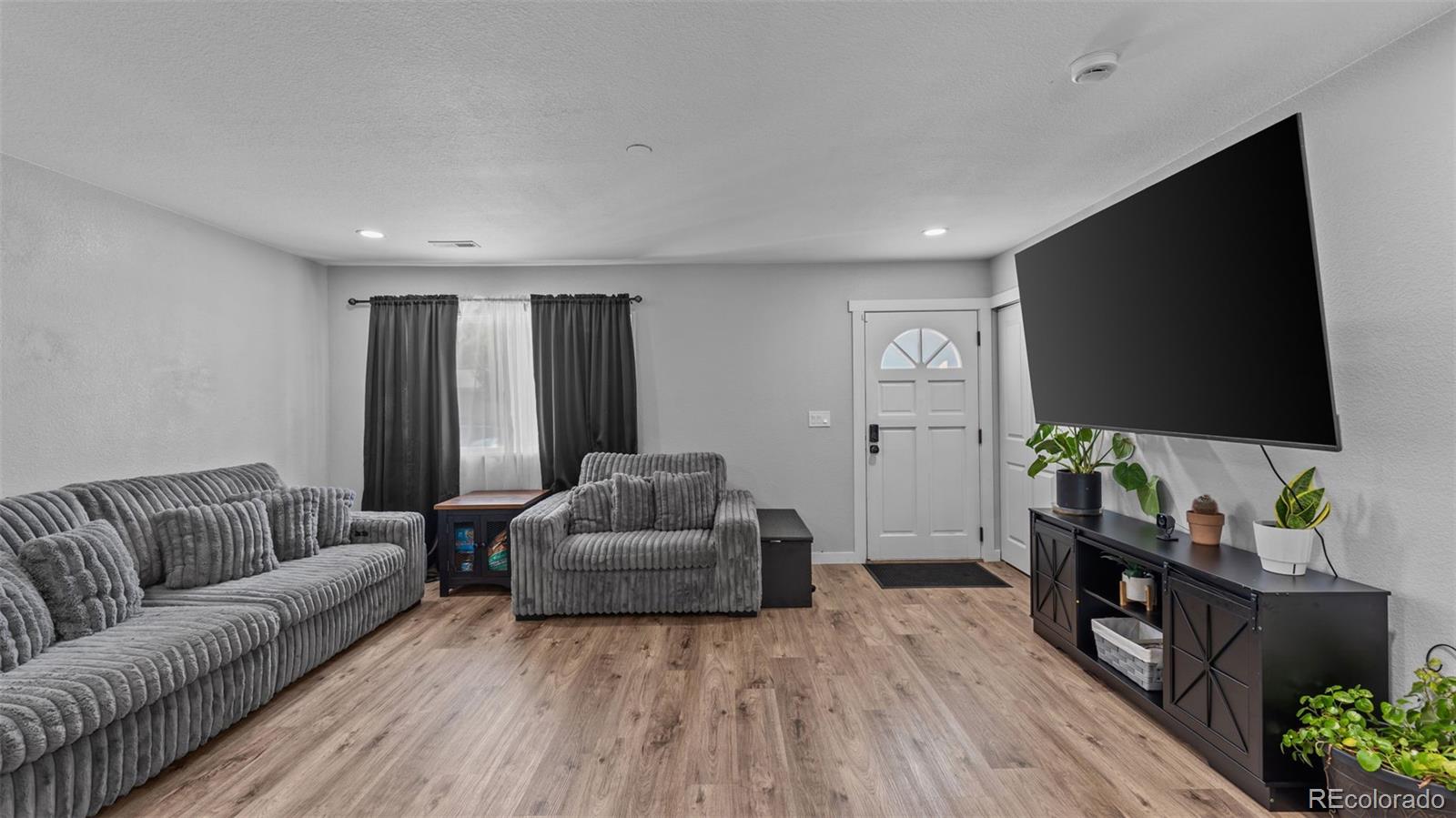 MLS Image #2 for 3210  virginia avenue,colorado springs, Colorado