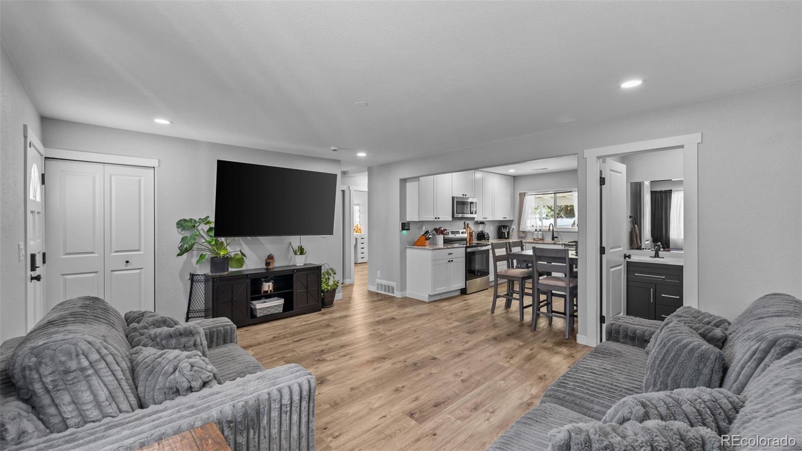 MLS Image #5 for 3210  virginia avenue,colorado springs, Colorado