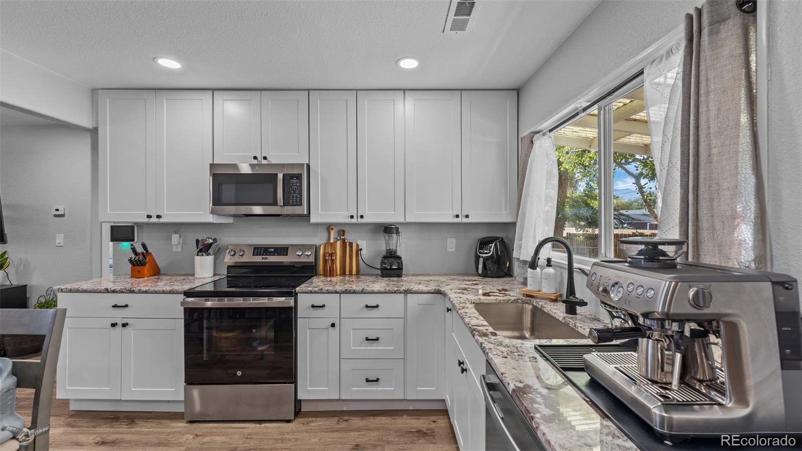 MLS Image #8 for 3210  virginia avenue,colorado springs, Colorado