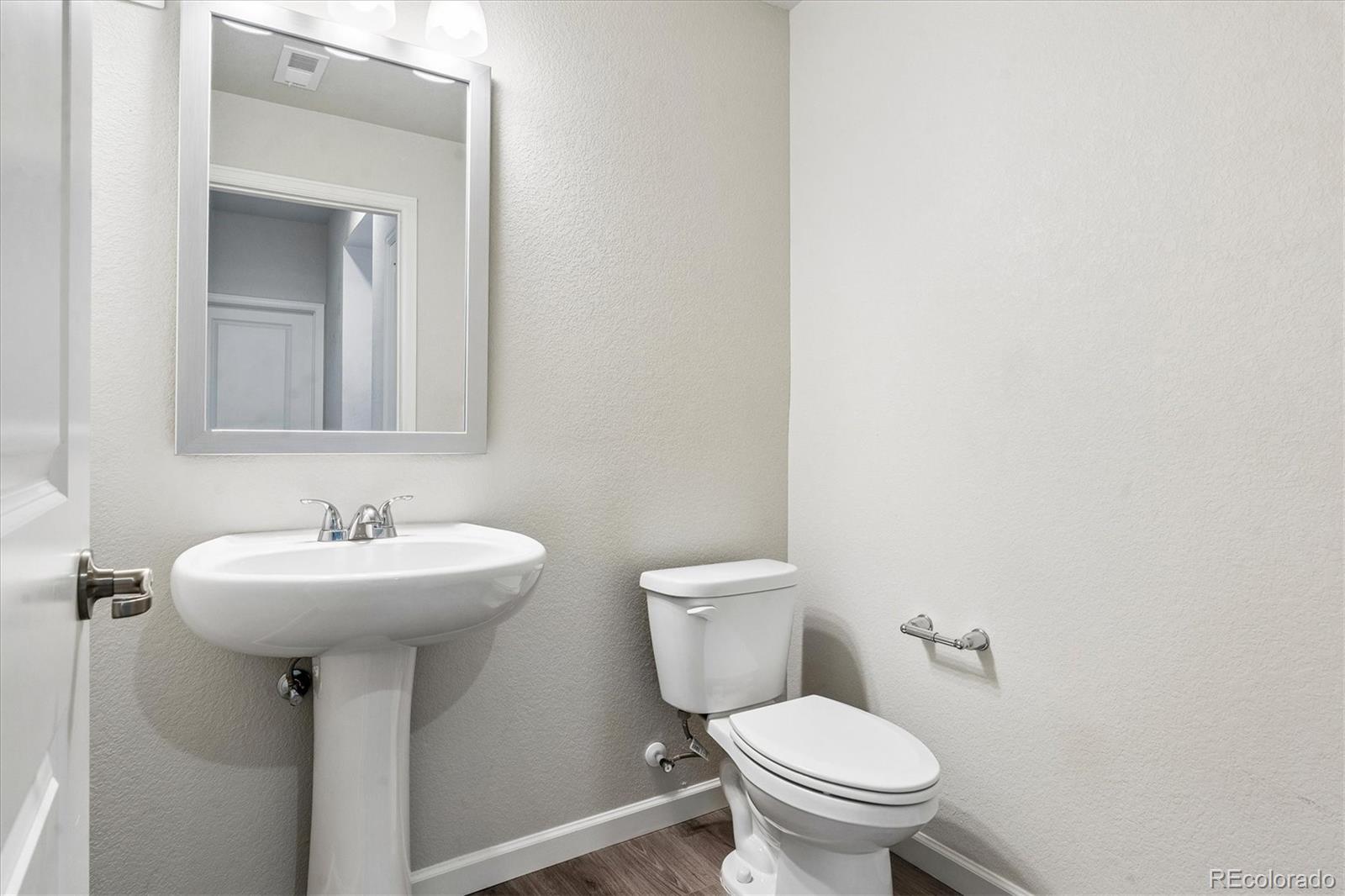 MLS Image #8 for 8043  navajo river loop,littleton, Colorado
