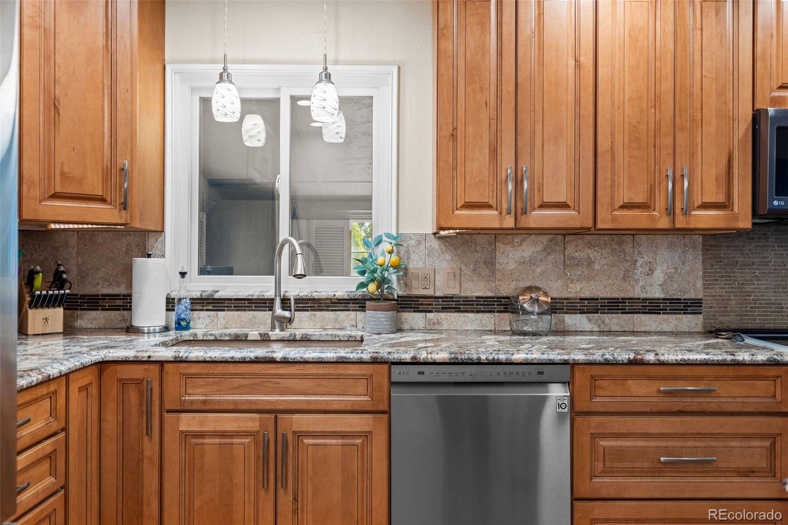 MLS Image #10 for 12296 w texas drive,lakewood, Colorado