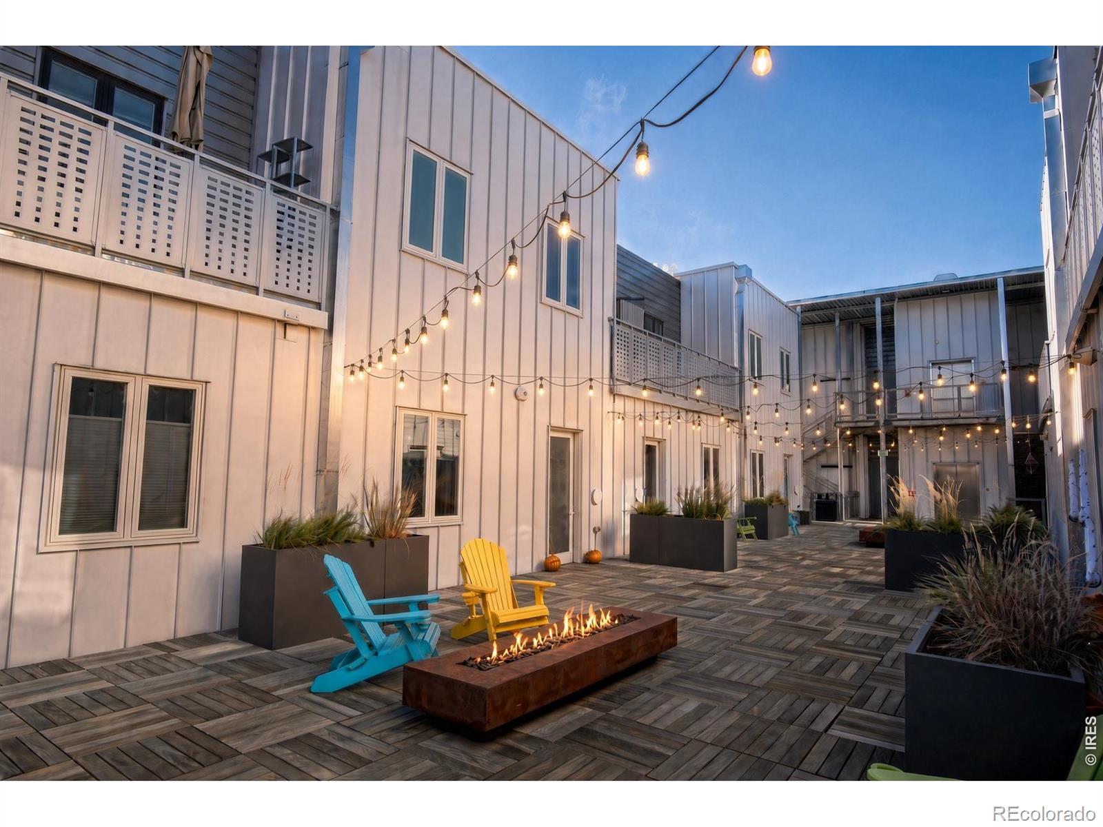 MLS Image #17 for 2570  lawrence street,denver, Colorado