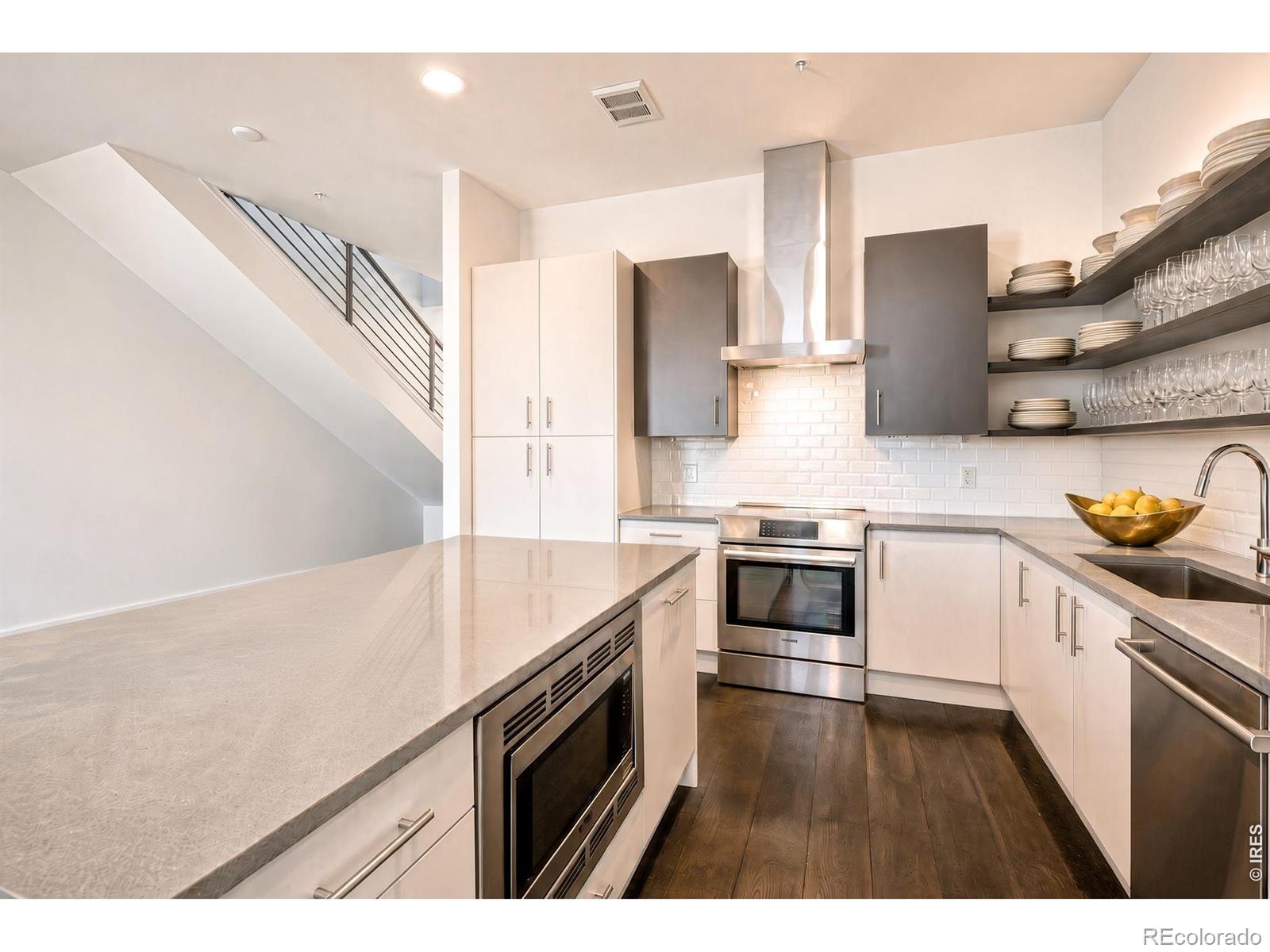 MLS Image #2 for 2570  lawrence street,denver, Colorado