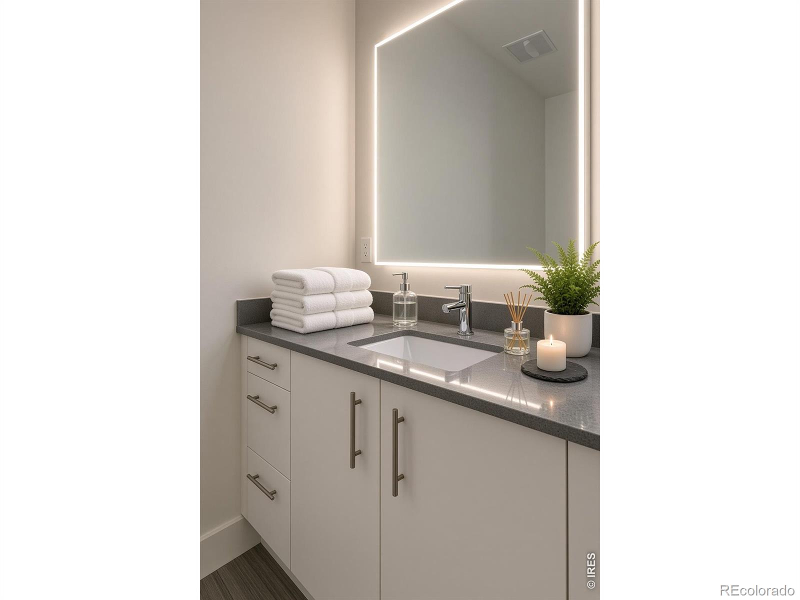 MLS Image #5 for 2570  lawrence street,denver, Colorado