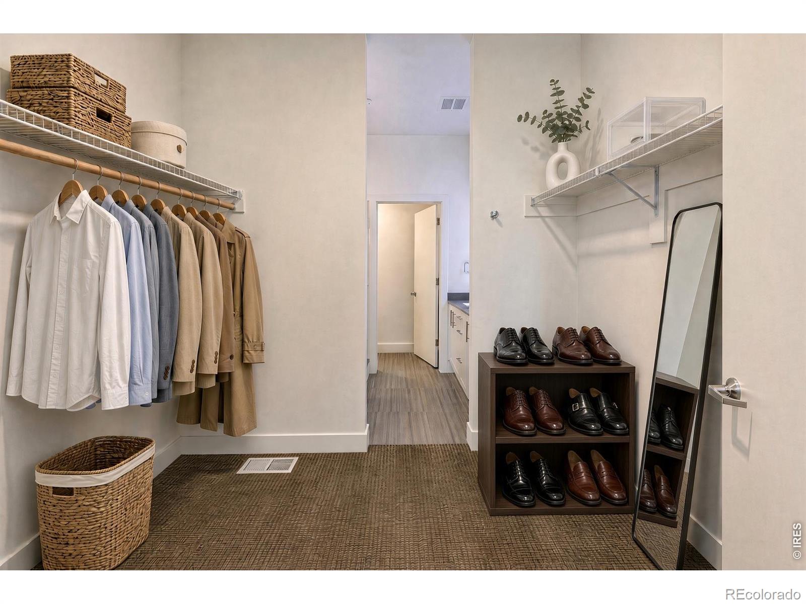 MLS Image #8 for 2570  lawrence street,denver, Colorado