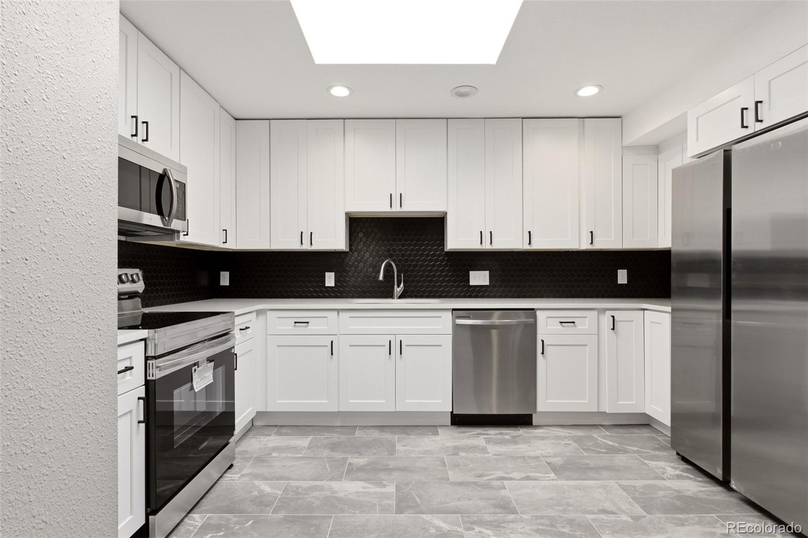 MLS Image #8 for 2170 e 90th avenue,thornton, Colorado