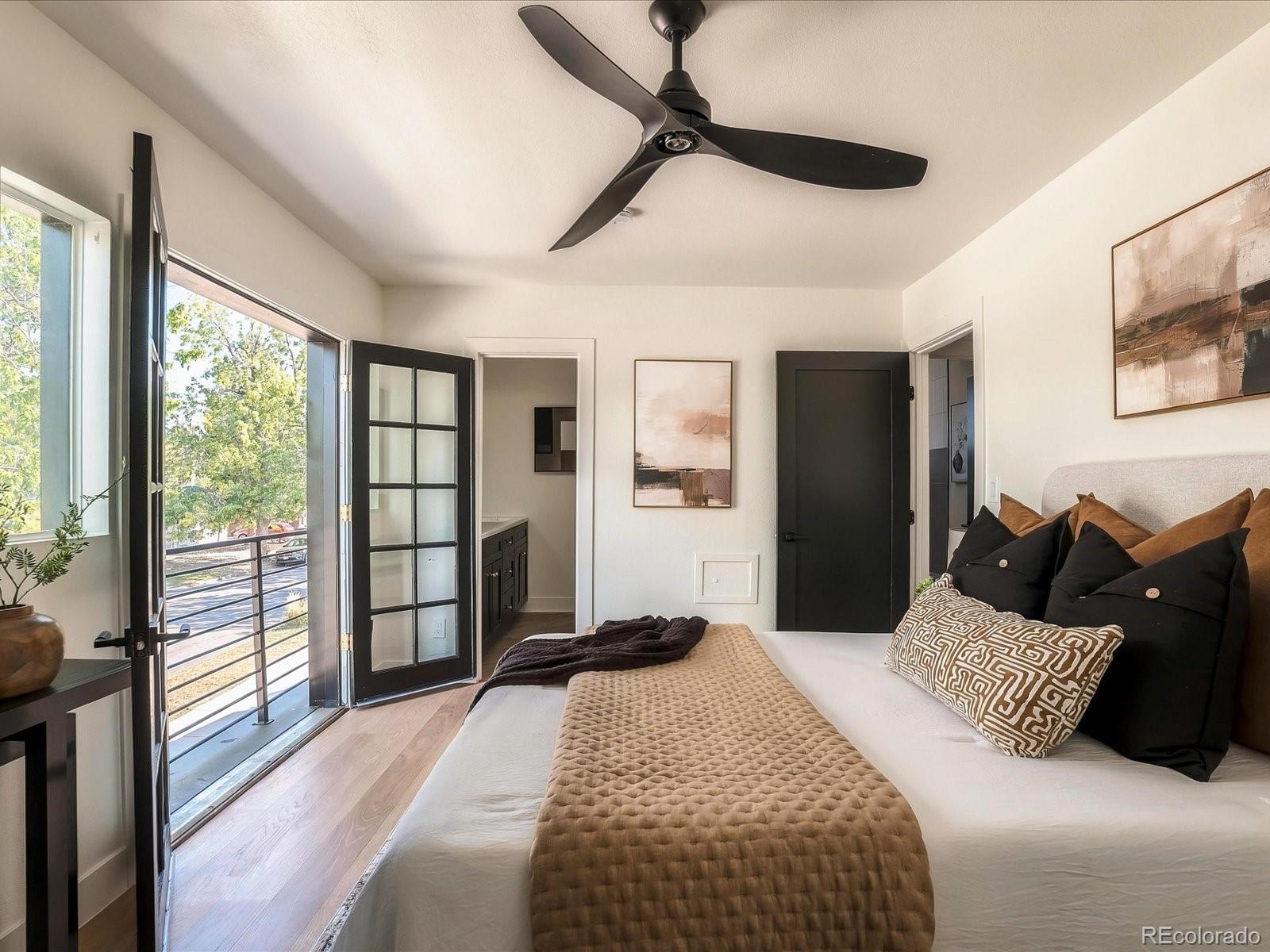 MLS Image #13 for 2451 s lincoln street,denver, Colorado