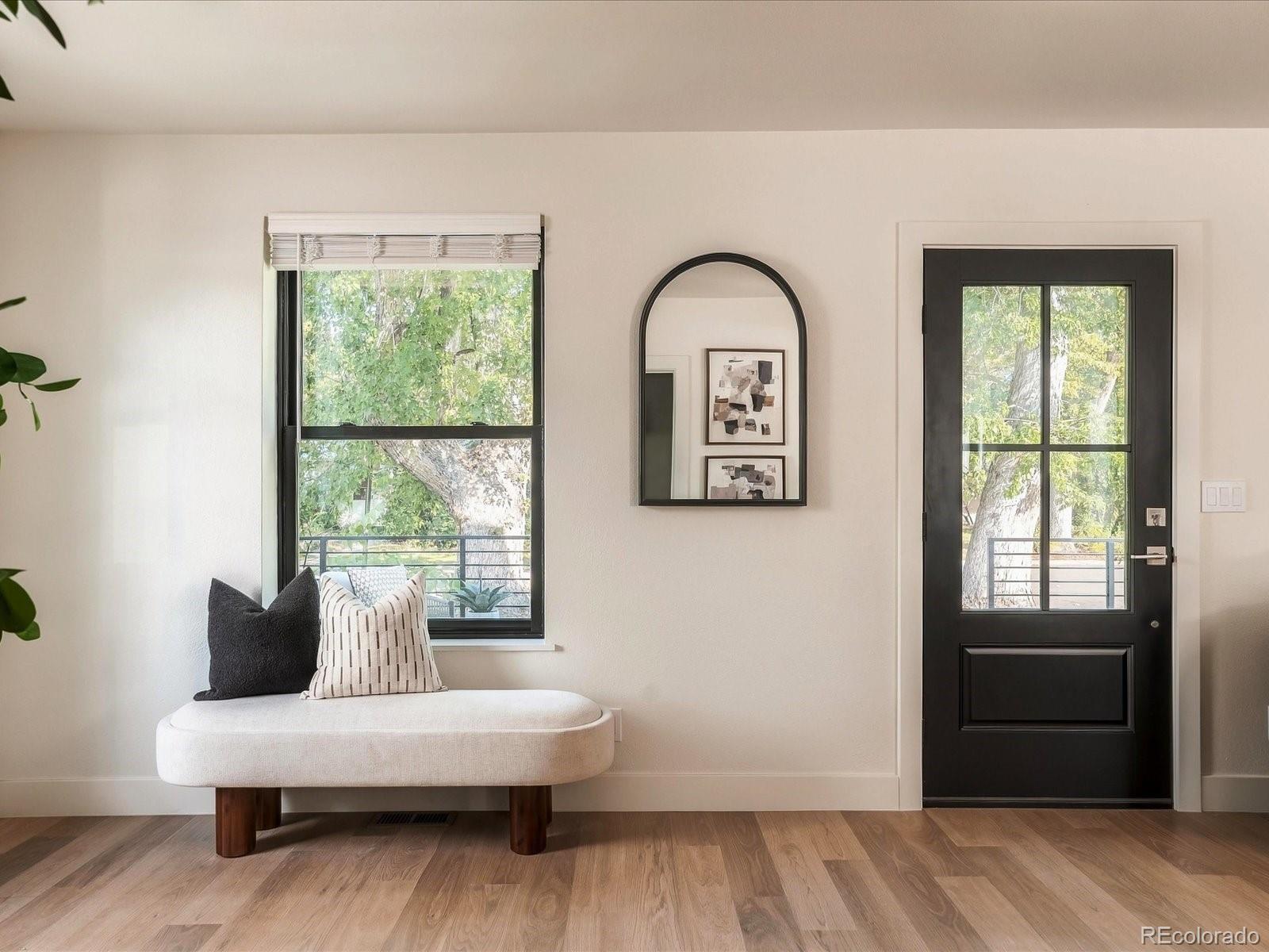 MLS Image #3 for 2451 s lincoln street,denver, Colorado