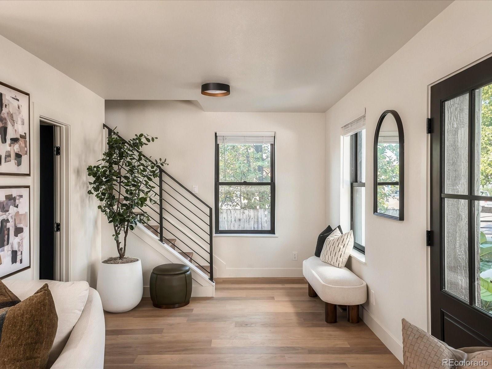 MLS Image #4 for 2451 s lincoln street,denver, Colorado