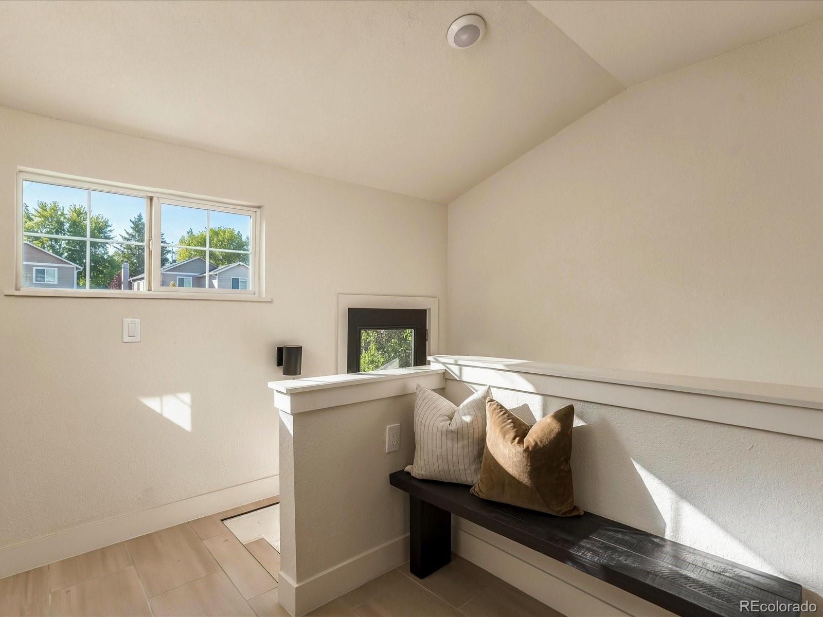 MLS Image #9 for 2451 s lincoln street,denver, Colorado