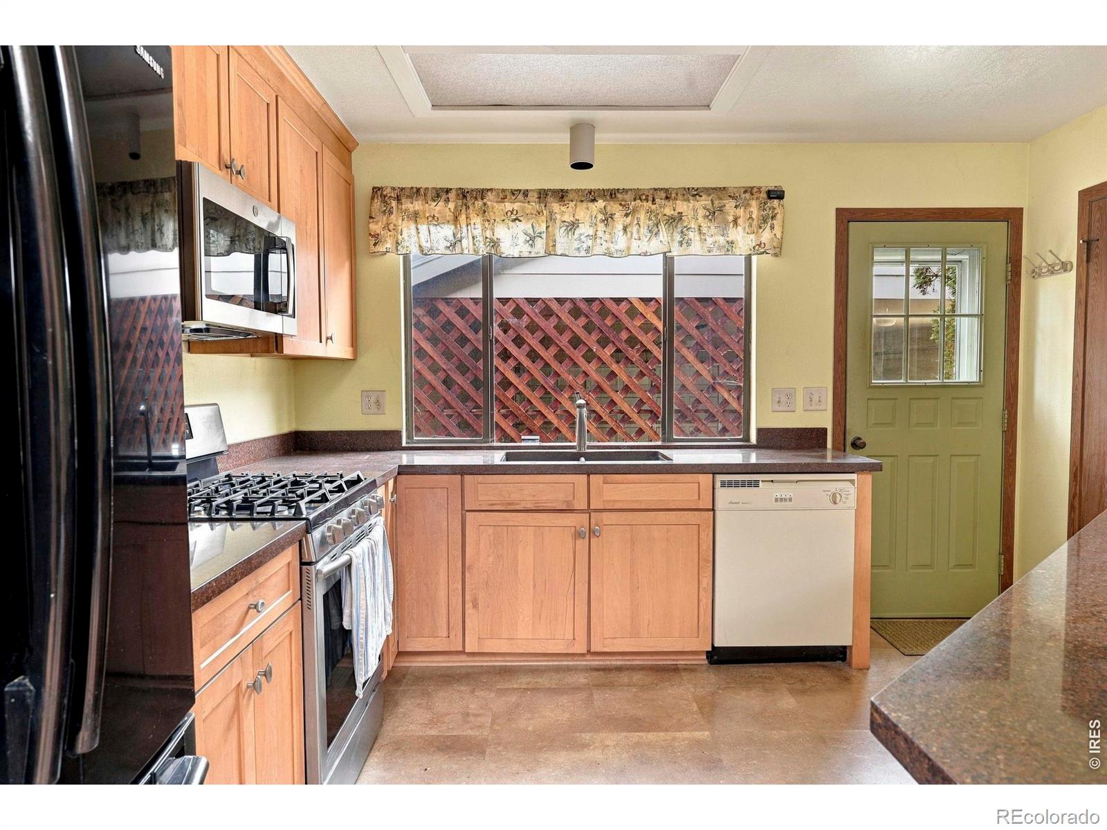 MLS Image #11 for 925  arbor avenue,fort collins, Colorado