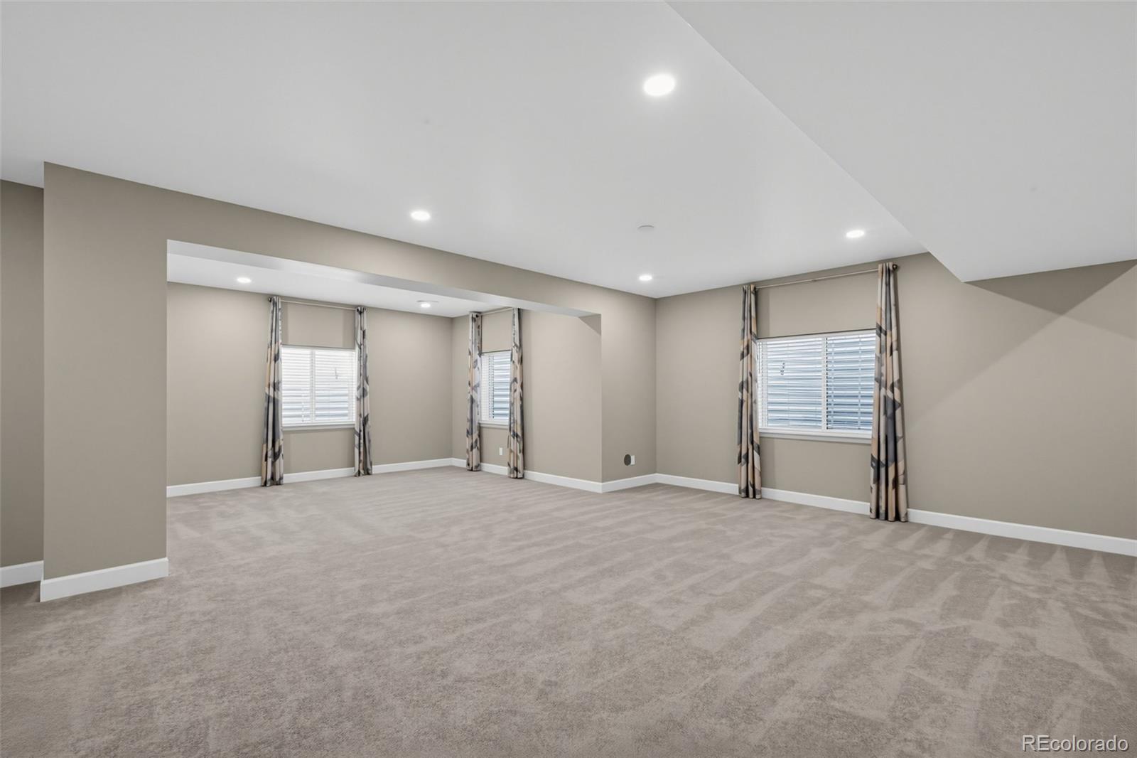 MLS Image #38 for 9805  ceylon court,commerce city, Colorado