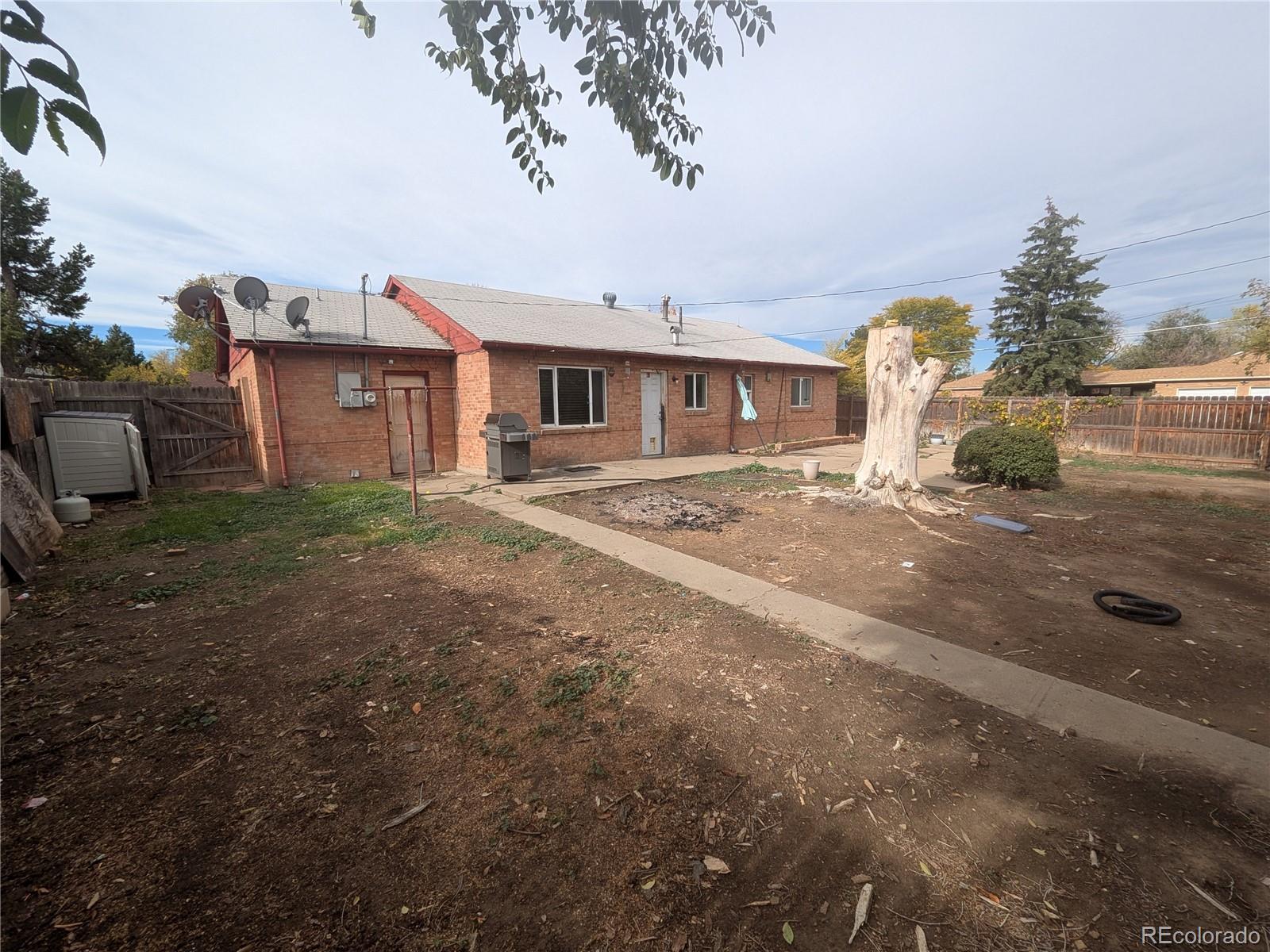 MLS Image #14 for 990  tucson street,aurora, Colorado