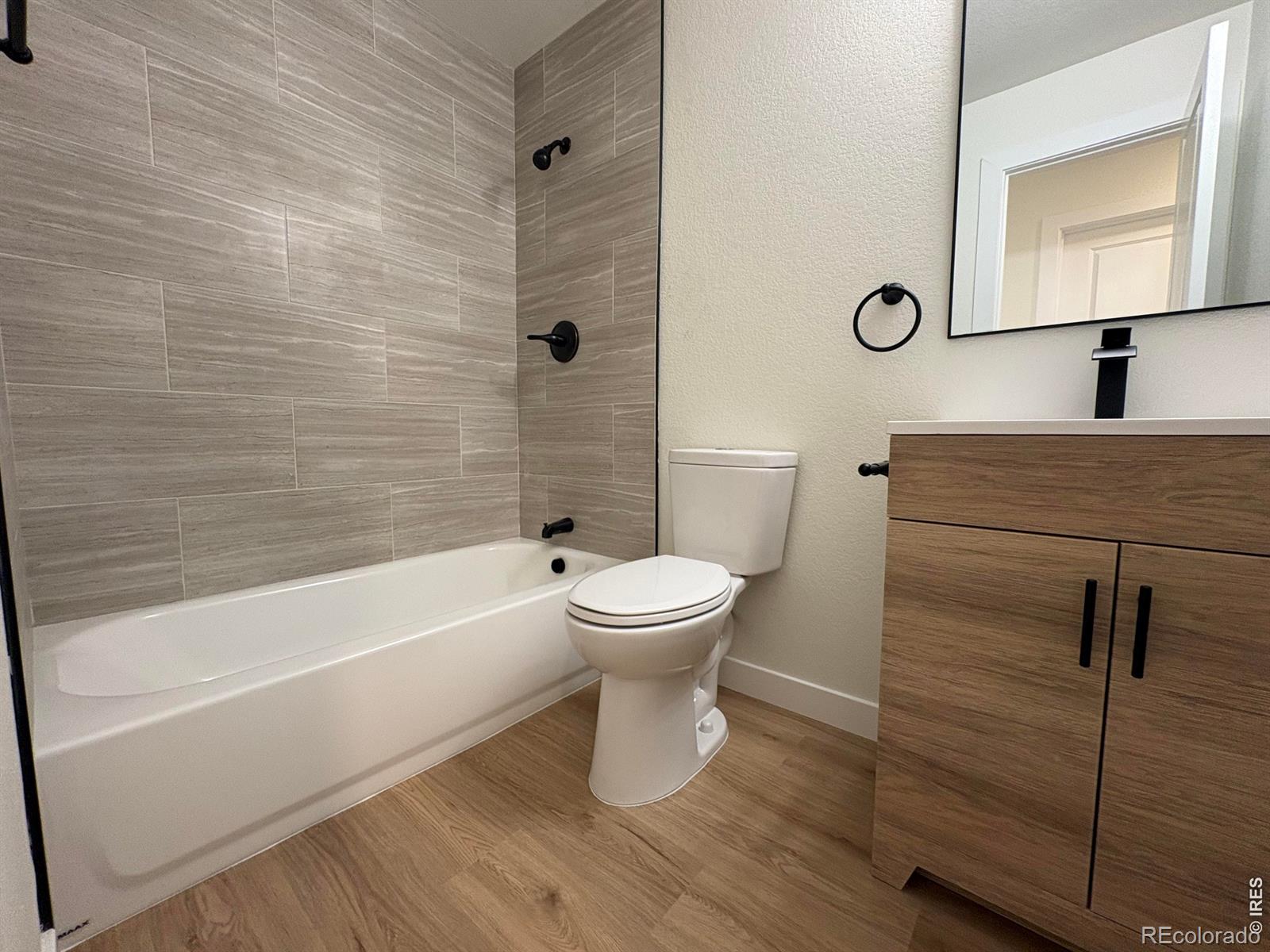 MLS Image #3 for 1536 s queen court,lakewood, Colorado
