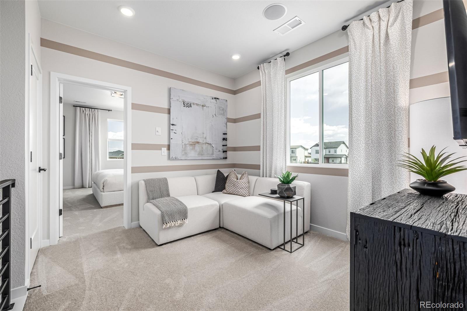 MLS Image #5 for 5696 n killarney court,aurora, Colorado