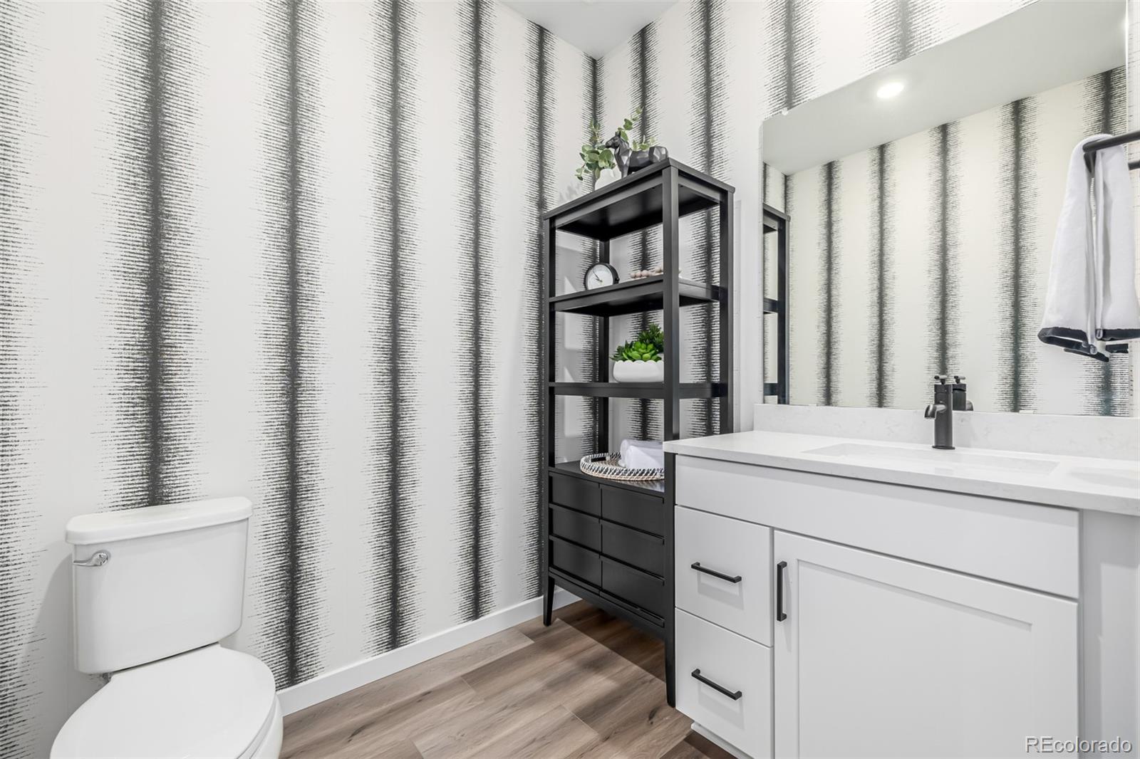 MLS Image #6 for 5696 n killarney court,aurora, Colorado