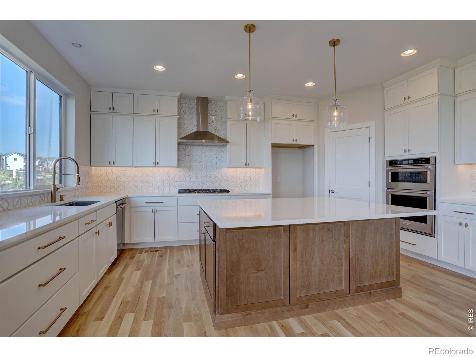 MLS Image #8 for 936  larkspur lane,louisville, Colorado