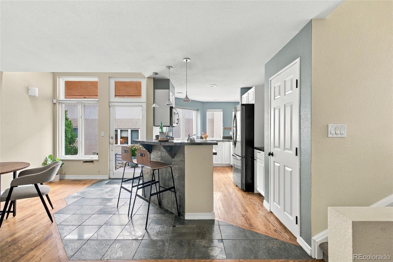 MLS Image #13 for 519  madison street,denver, Colorado