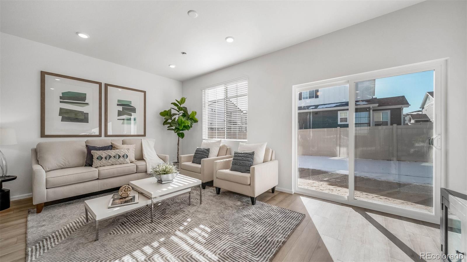 MLS Image #10 for 10160  salem court,commerce city, Colorado