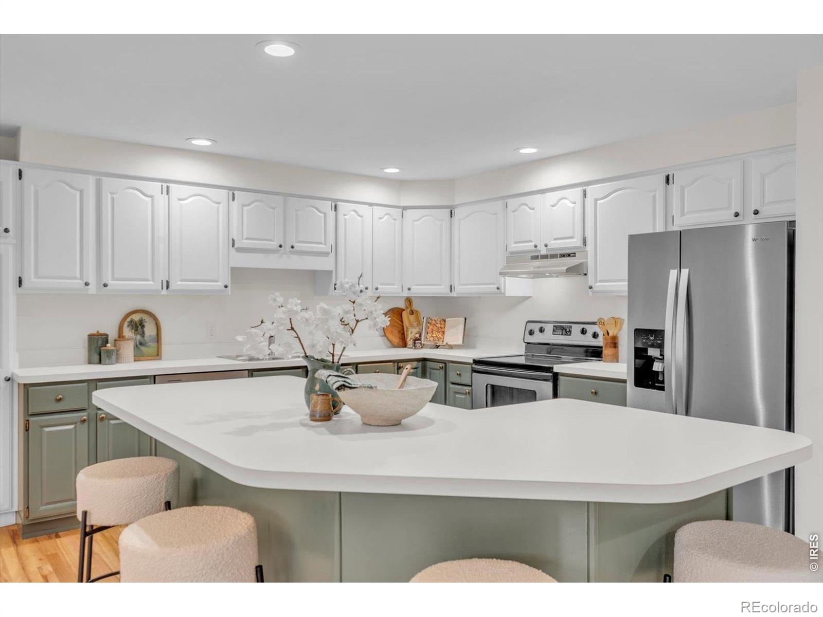 MLS Image #17 for 183  cherokee way,boulder, Colorado