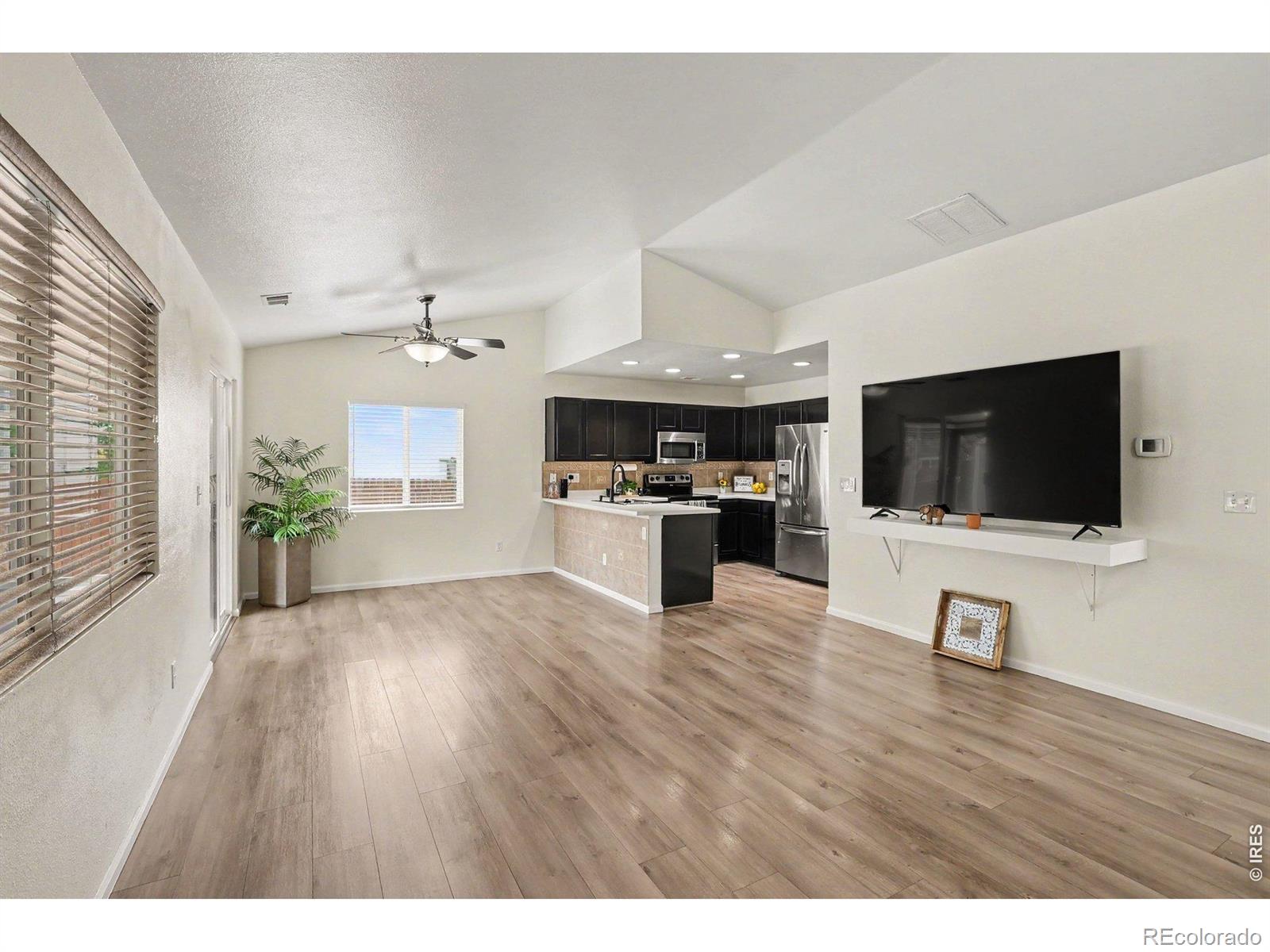 MLS Image #10 for 6311  valley vista avenue,firestone, Colorado