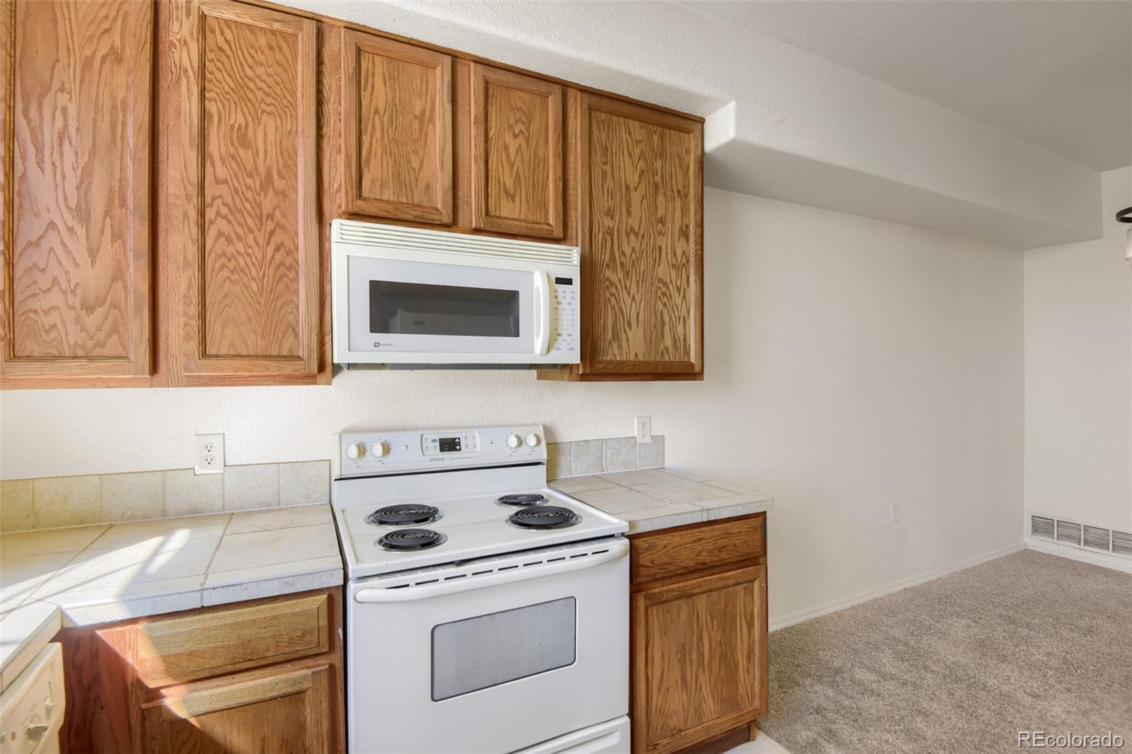 MLS Image #13 for 16340 e fremont avenue,aurora, Colorado