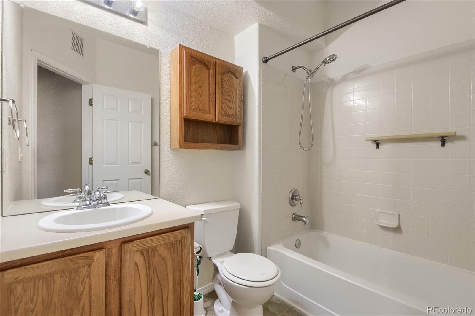 MLS Image #23 for 16340 e fremont avenue,aurora, Colorado