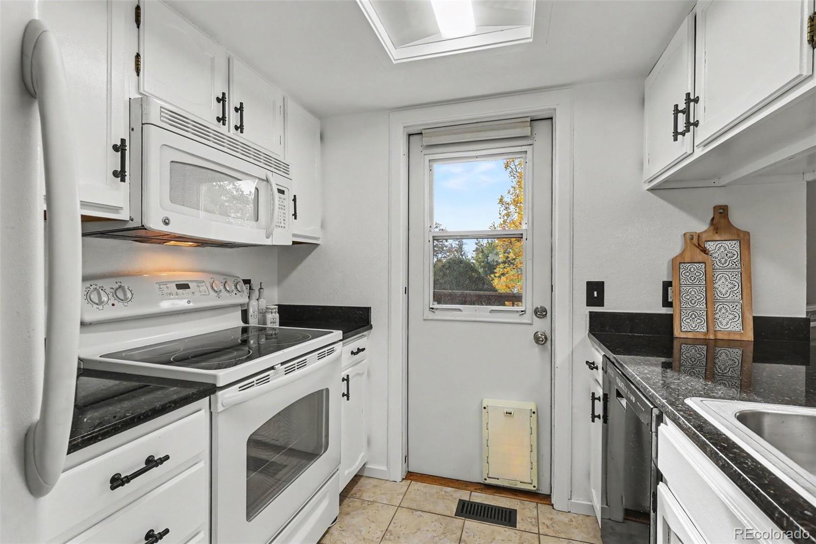 MLS Image #8 for 5210  garrison street,arvada, Colorado