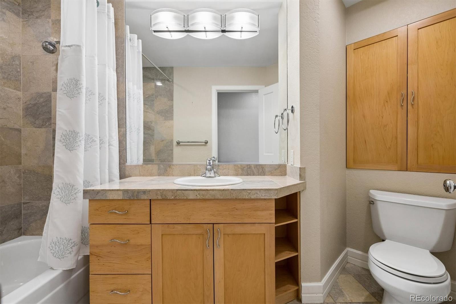 MLS Image #27 for 201  cook street,denver, Colorado