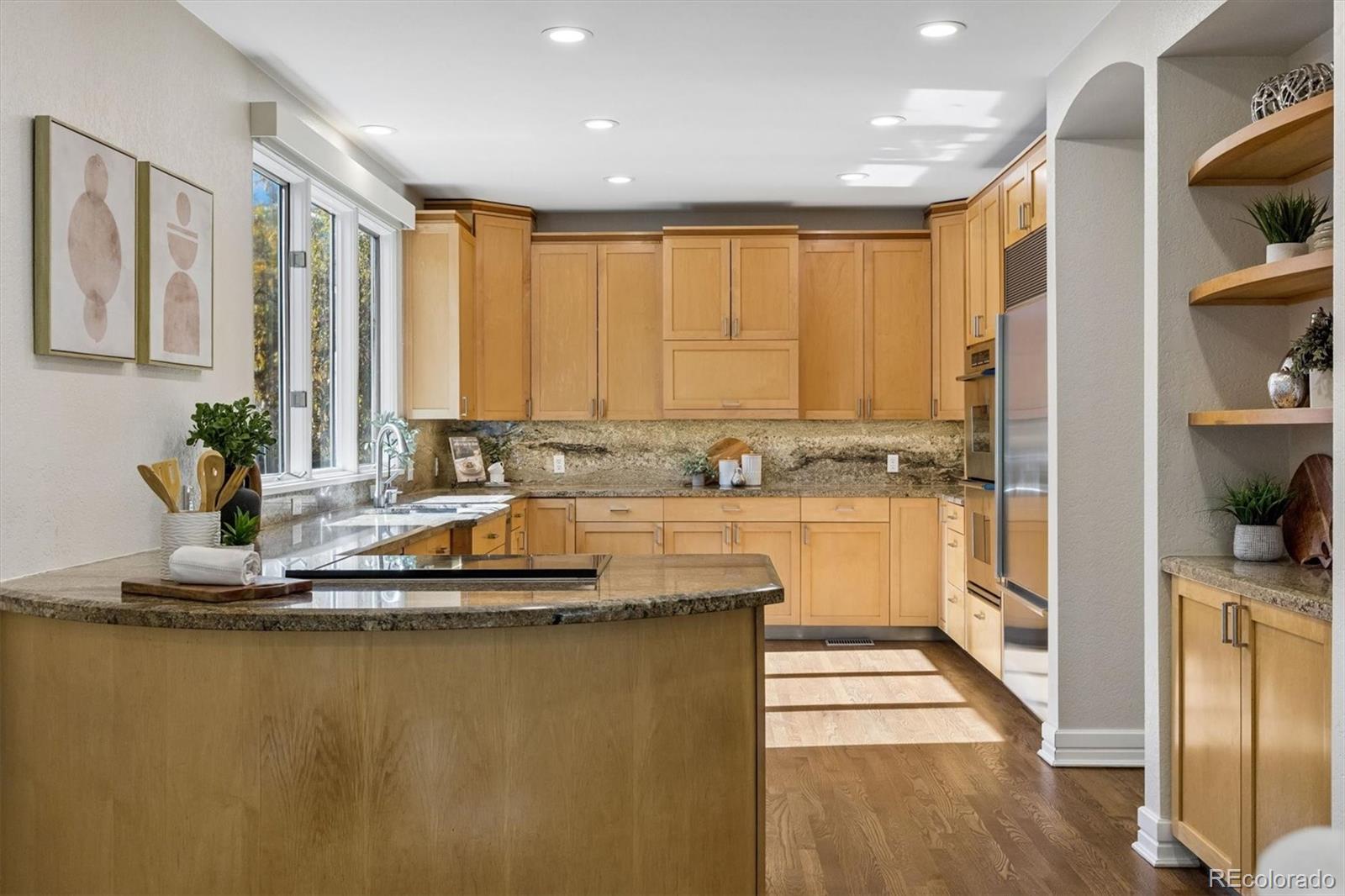 MLS Image #9 for 201  cook street,denver, Colorado