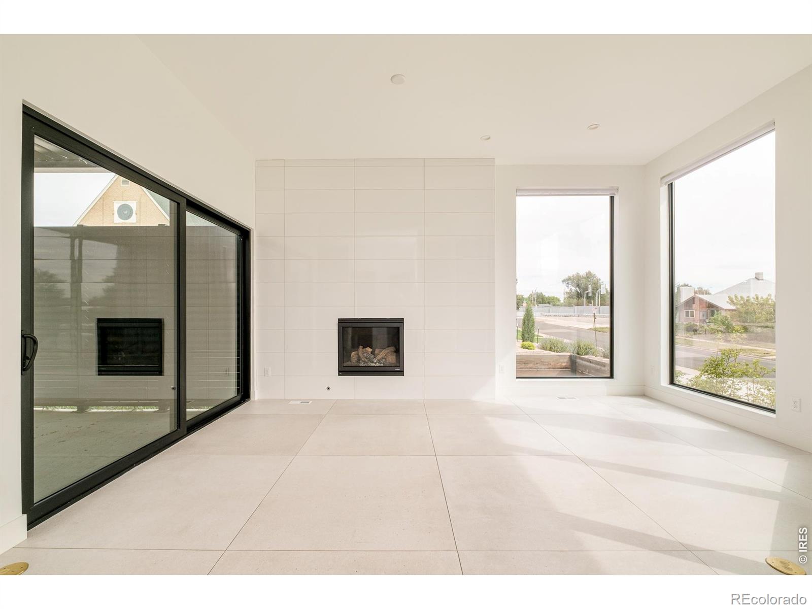 MLS Image #10 for 4755  elm court,denver, Colorado