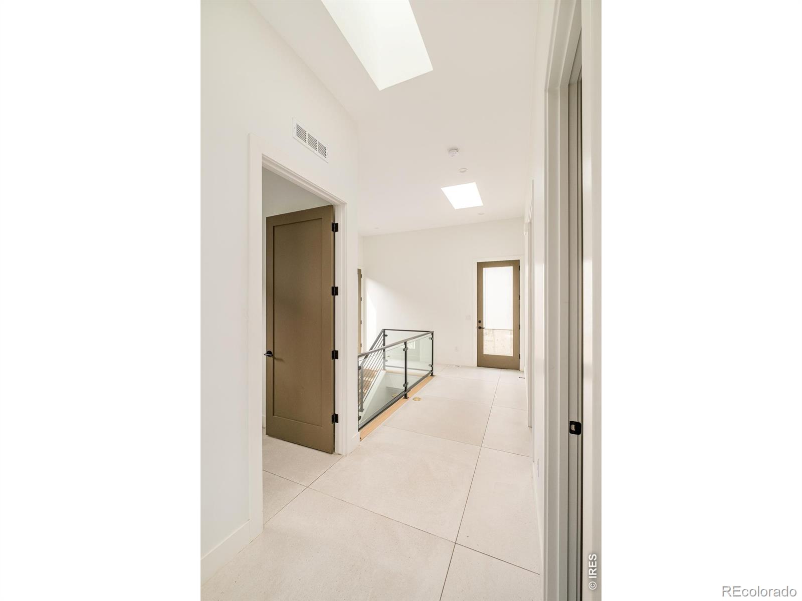 MLS Image #25 for 4755  elm court,denver, Colorado