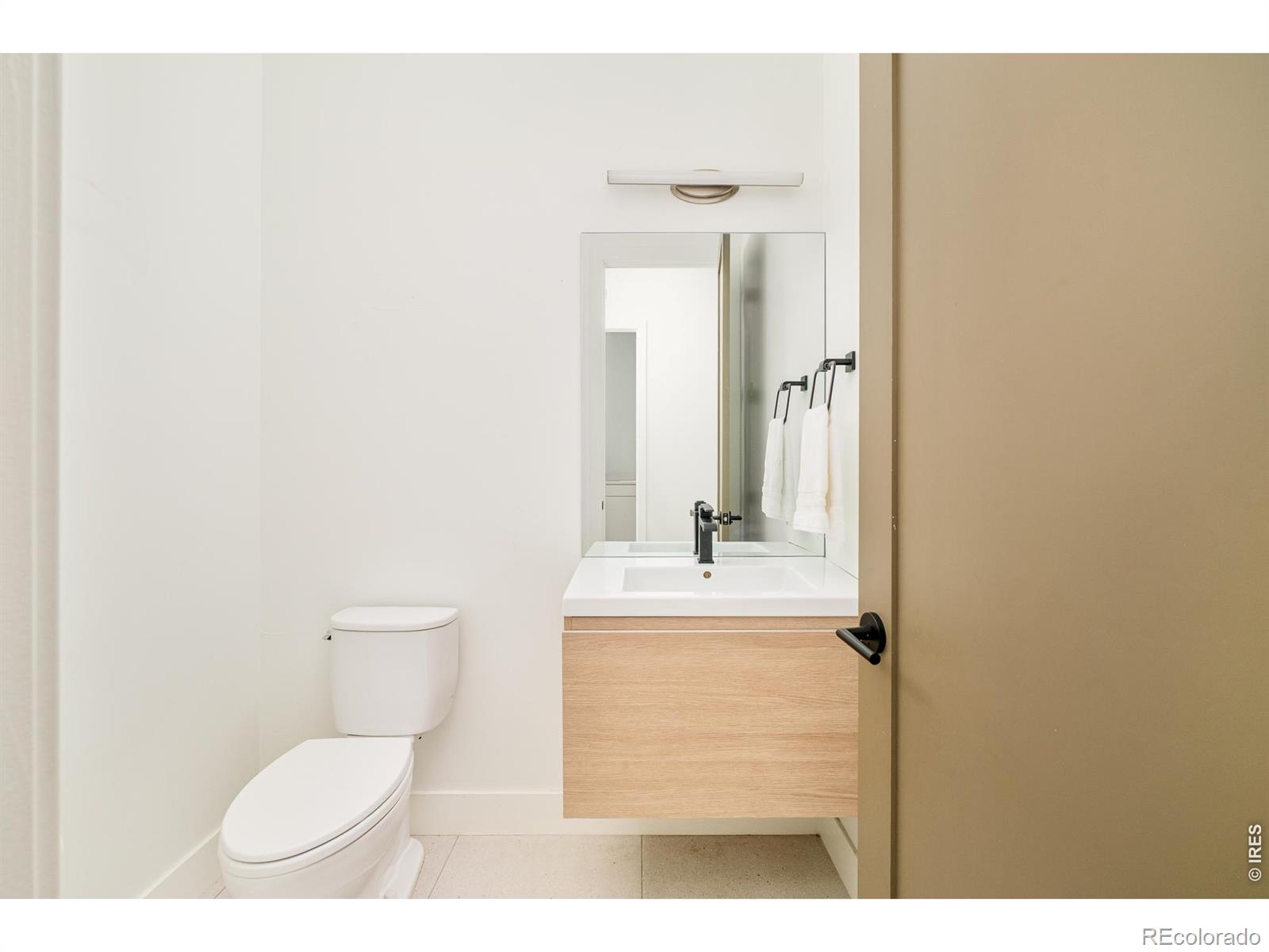 MLS Image #27 for 4755  elm court,denver, Colorado