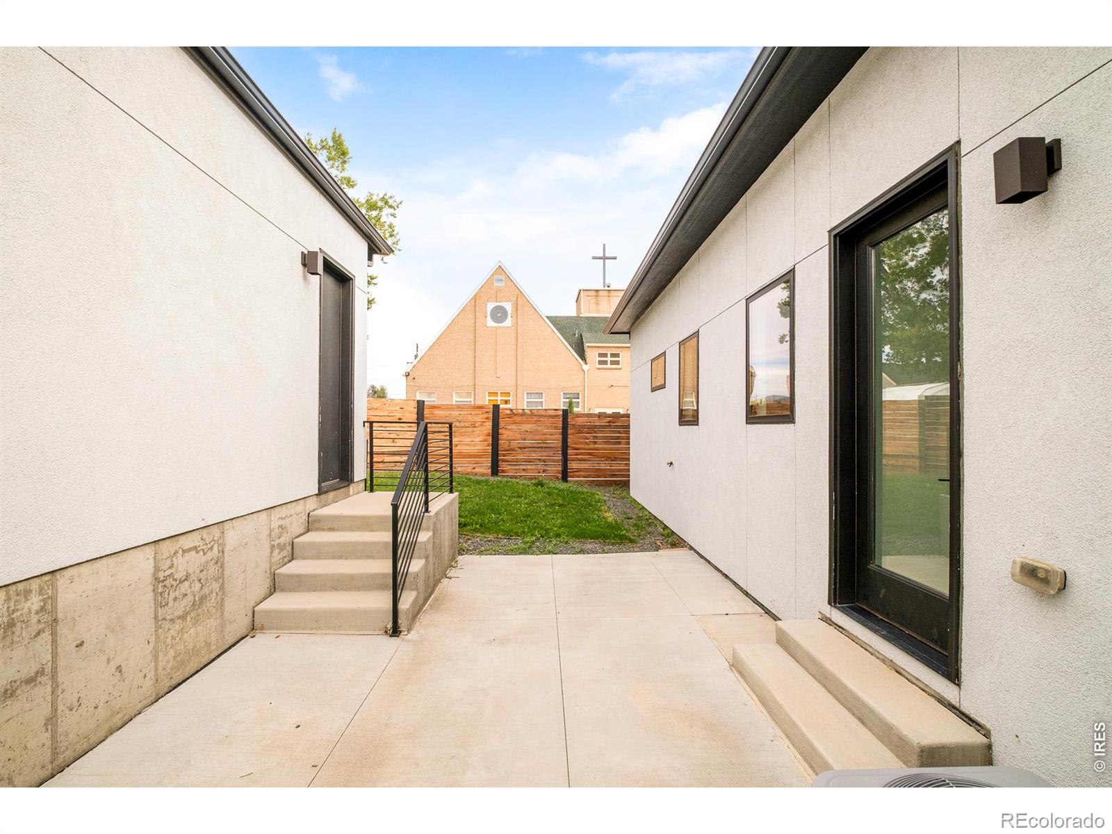 MLS Image #39 for 4755  elm court,denver, Colorado
