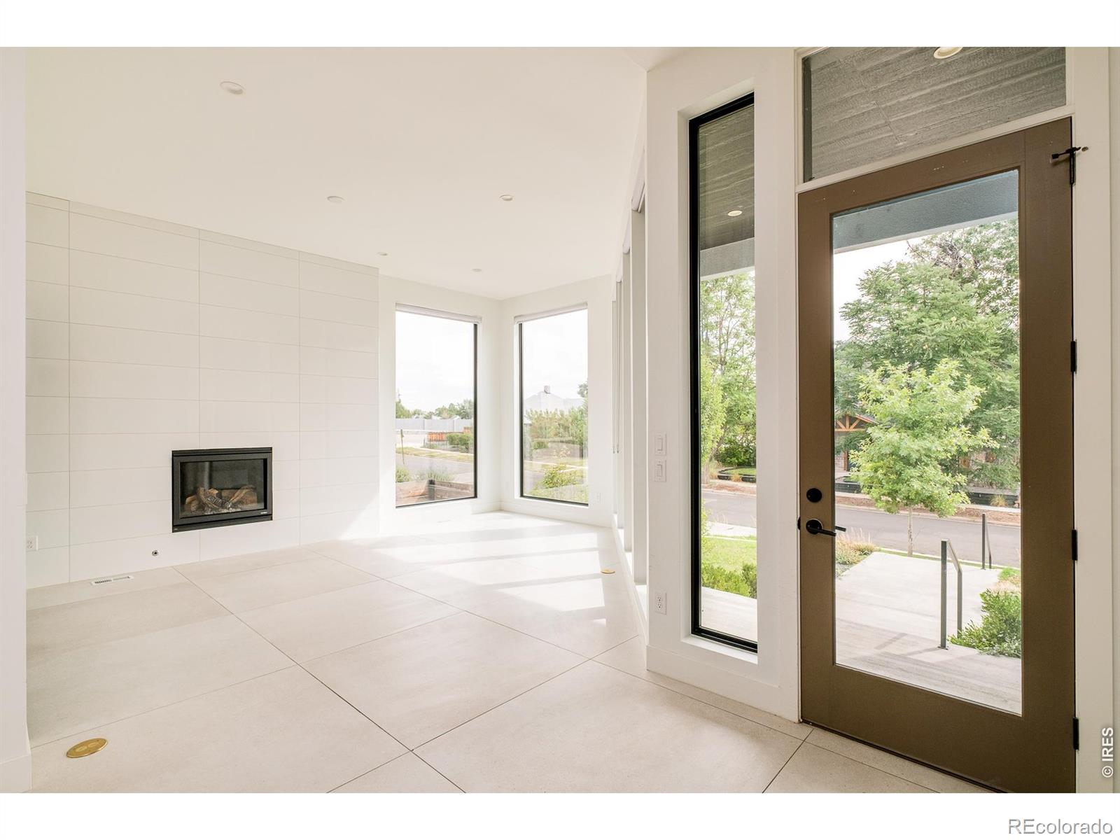 MLS Image #9 for 4755  elm court,denver, Colorado