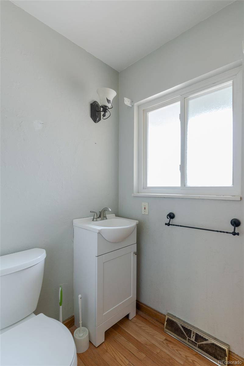 MLS Image #15 for 7623 e colgate place,denver, Colorado