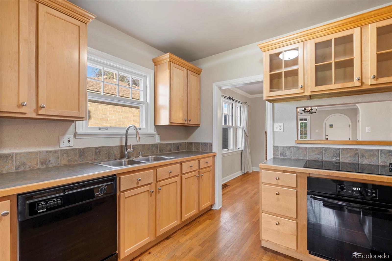 MLS Image #14 for 205 n washington street,denver, Colorado