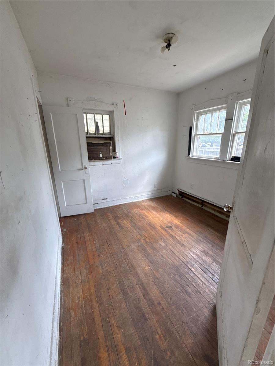 MLS Image #5 for 162  hazel court,denver, Colorado