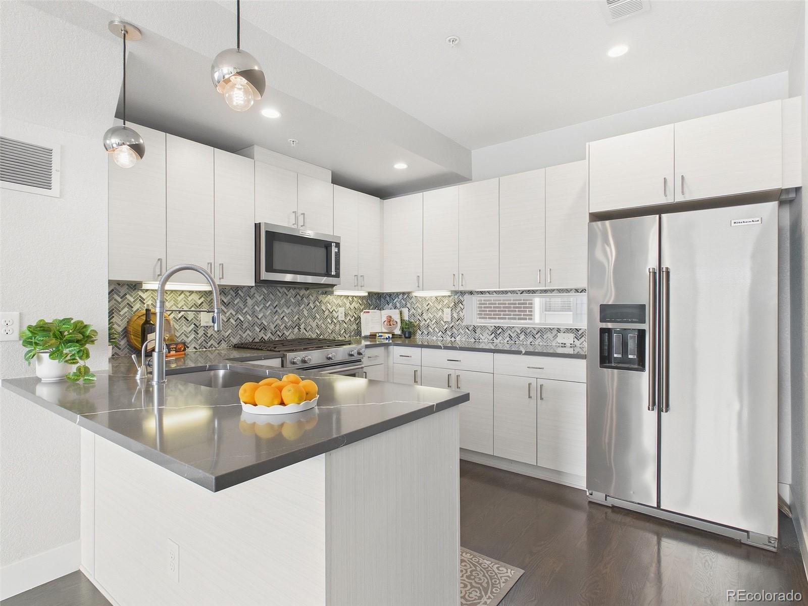 MLS Image #4 for 1573  grove street,denver, Colorado